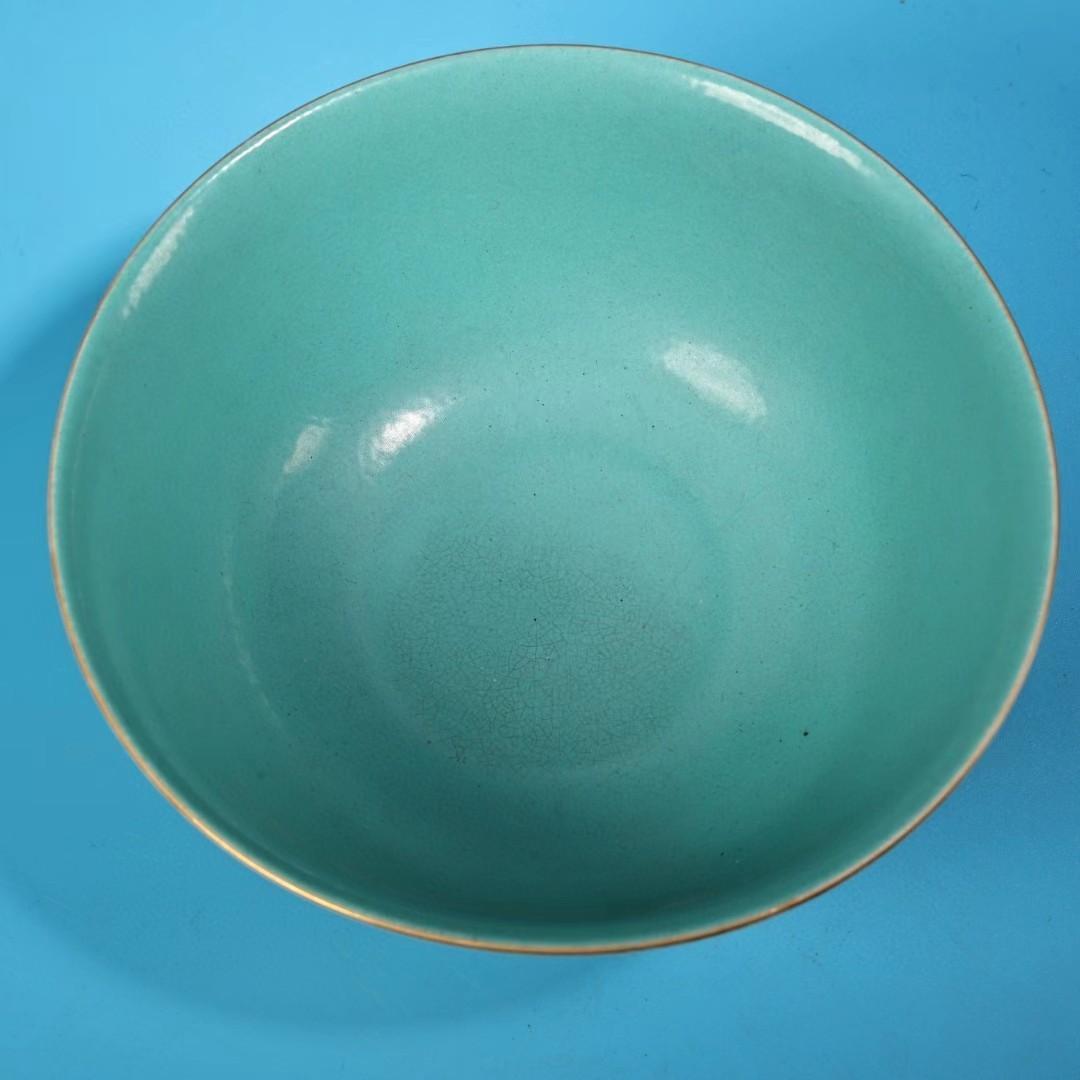 中国古美術・珍品旧蔵・七宝彩と粉彩磁器の碗・純手描き・箱付・置物・文房具・観賞皿