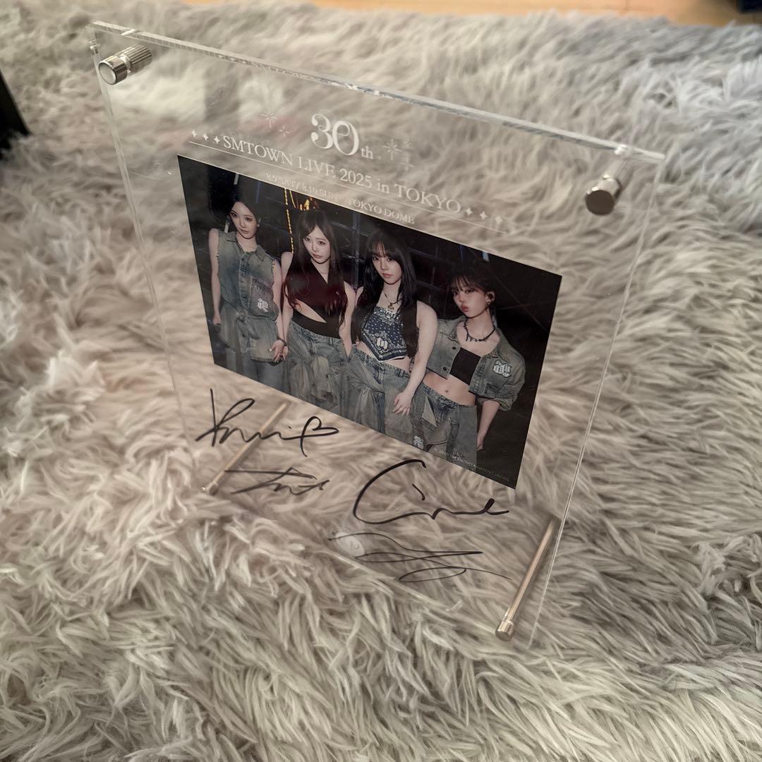 ジ*ー様 aespaメンバー全員直筆サインフォトフレーム FC限定10名証明書付