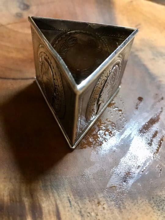 19世紀フランス貴族の城で使われていた純銀ナプキンリング