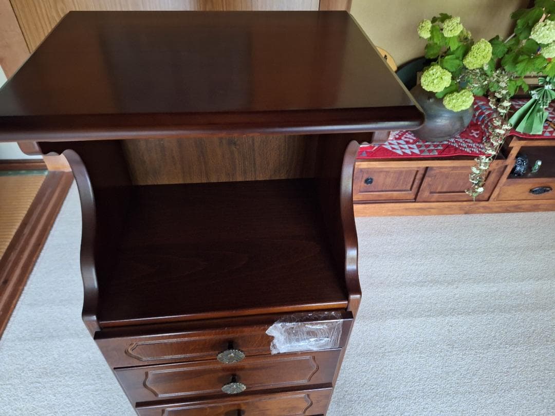 美品!【カリモク家具 】karimoku/コロニアル 電話・FAX台/チェスト