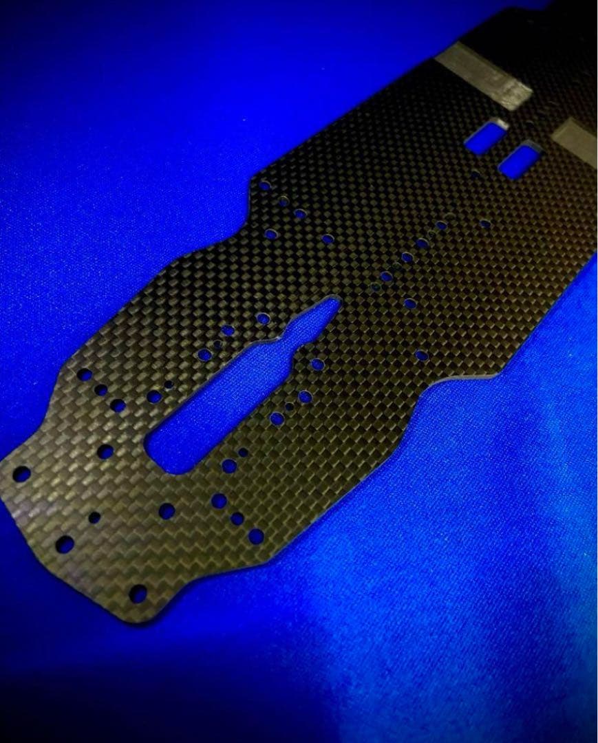 XRAY X4 用　マット仕様　カーボンシャーシ　RC 　蕨山Carbon