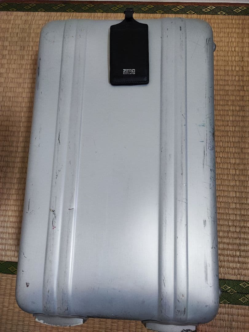 【ジャンク】ゼロハリバートン キャリーケース シルバー