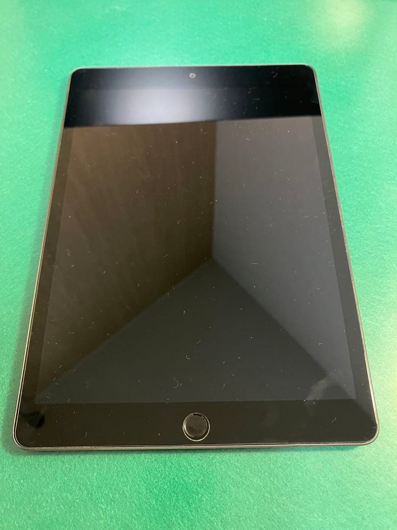 iPad 第8世代 wifi 32GB