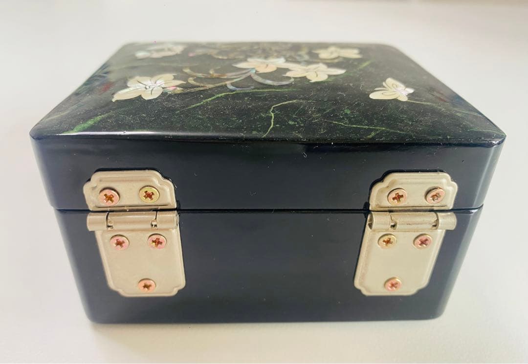 まだ韓国のものを一つも持ってないんですか　韓国伝統　ジュエリーボックス　宝石箱