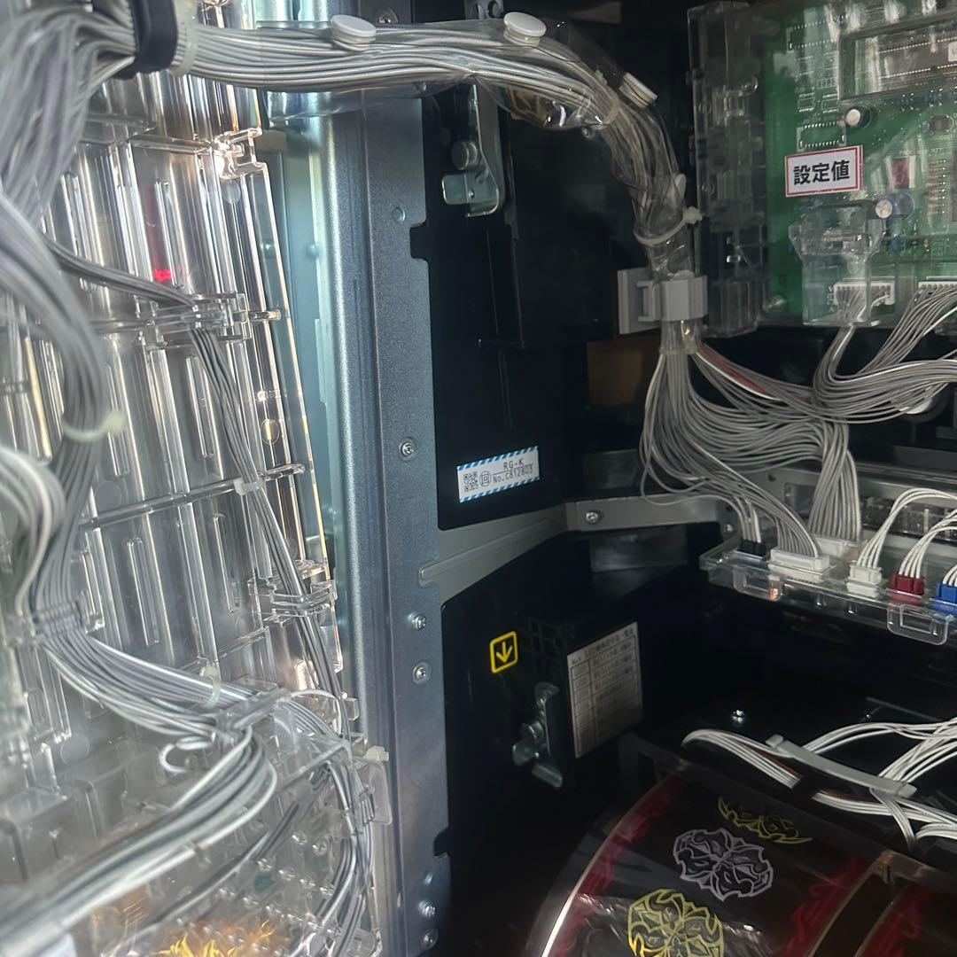 スマスロ「ゴブリンスレイヤー」 送料無料 パチスロ実機