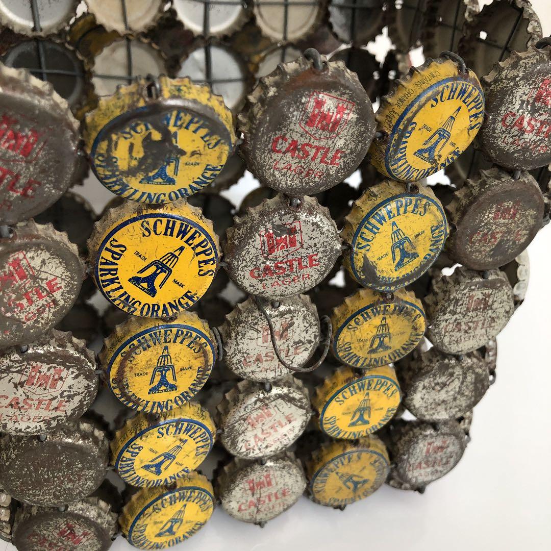 王冠のビンテージ　bag  レトロ　ボトルキャップ