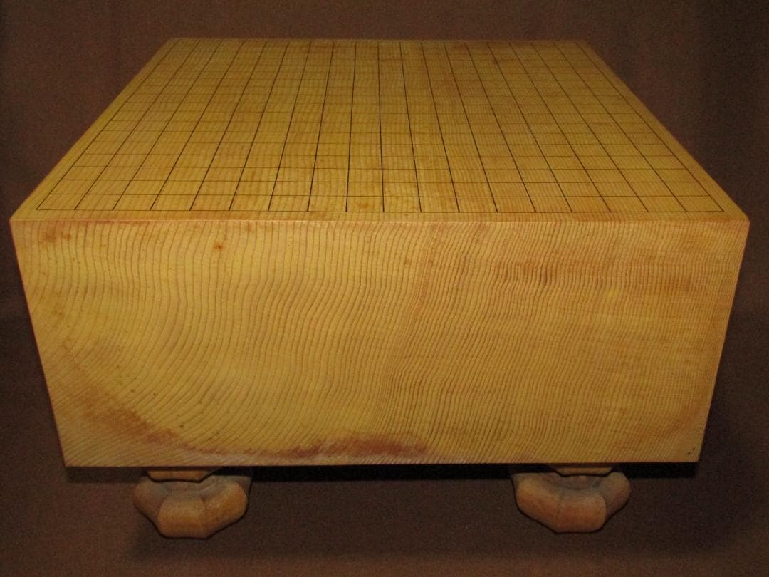 【古い新榧製　碁盤・碁笥・蛤・那智黒　白石・１５０個　黒石・１８０個】囲碁