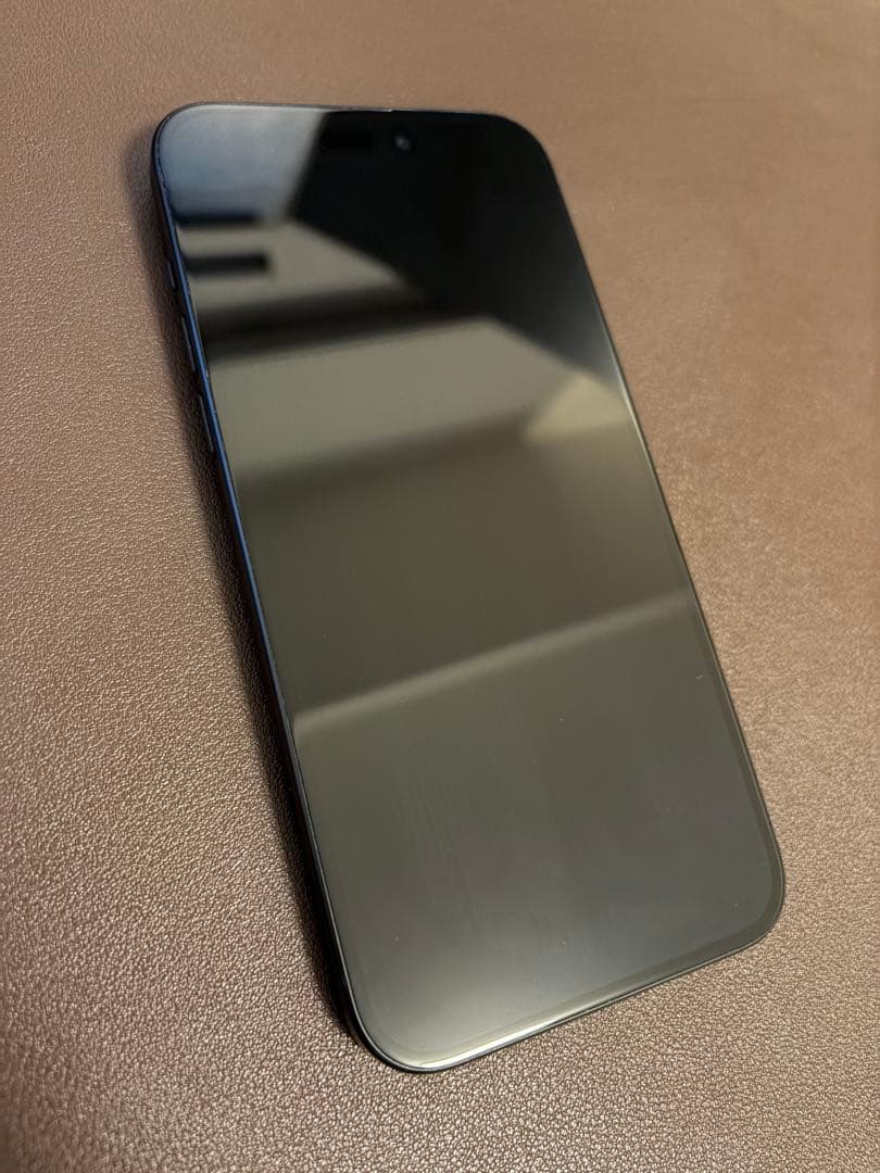 iPhone 15 Plus 256GB ブラック 美品