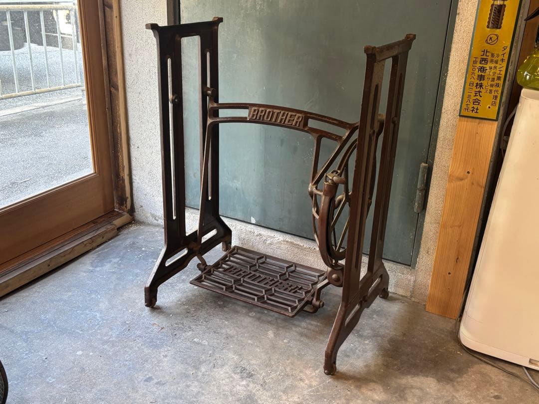 ブラザー brother ミシン脚 作業台やテーブルの脚に