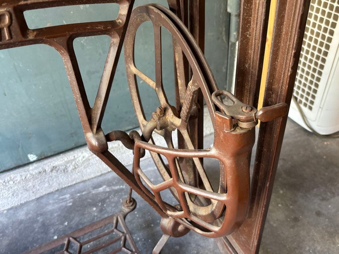 ブラザー brother ミシン脚 作業台やテーブルの脚に