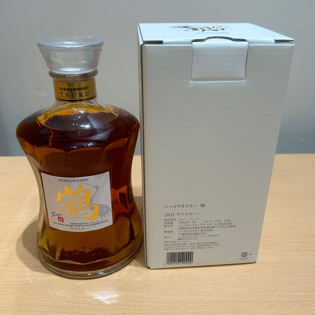 ニッカウヰスキー鶴 Tsuru(ニッカウィスキー)700ml