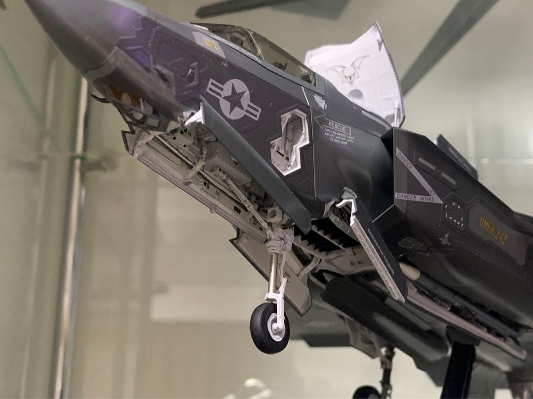 F-35B 1/48 垂直着陸状態