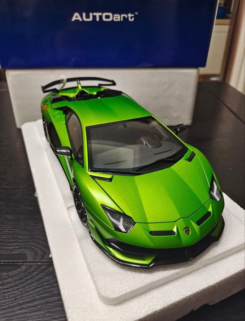 Autoart 1/18 ランボルギーニ・アヴェンタドール グリーン