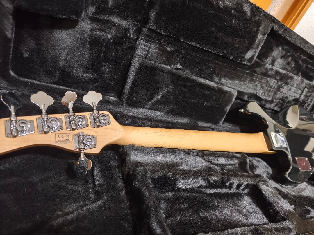 ベース Sire V7 5st Alder Black 2nd Generation