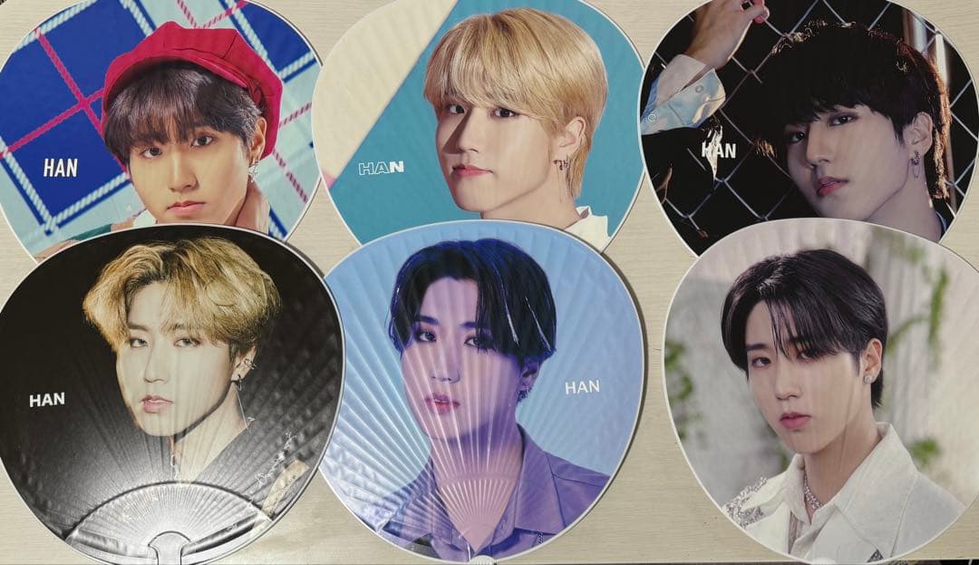 straykids ハン うちわ まとめ売り