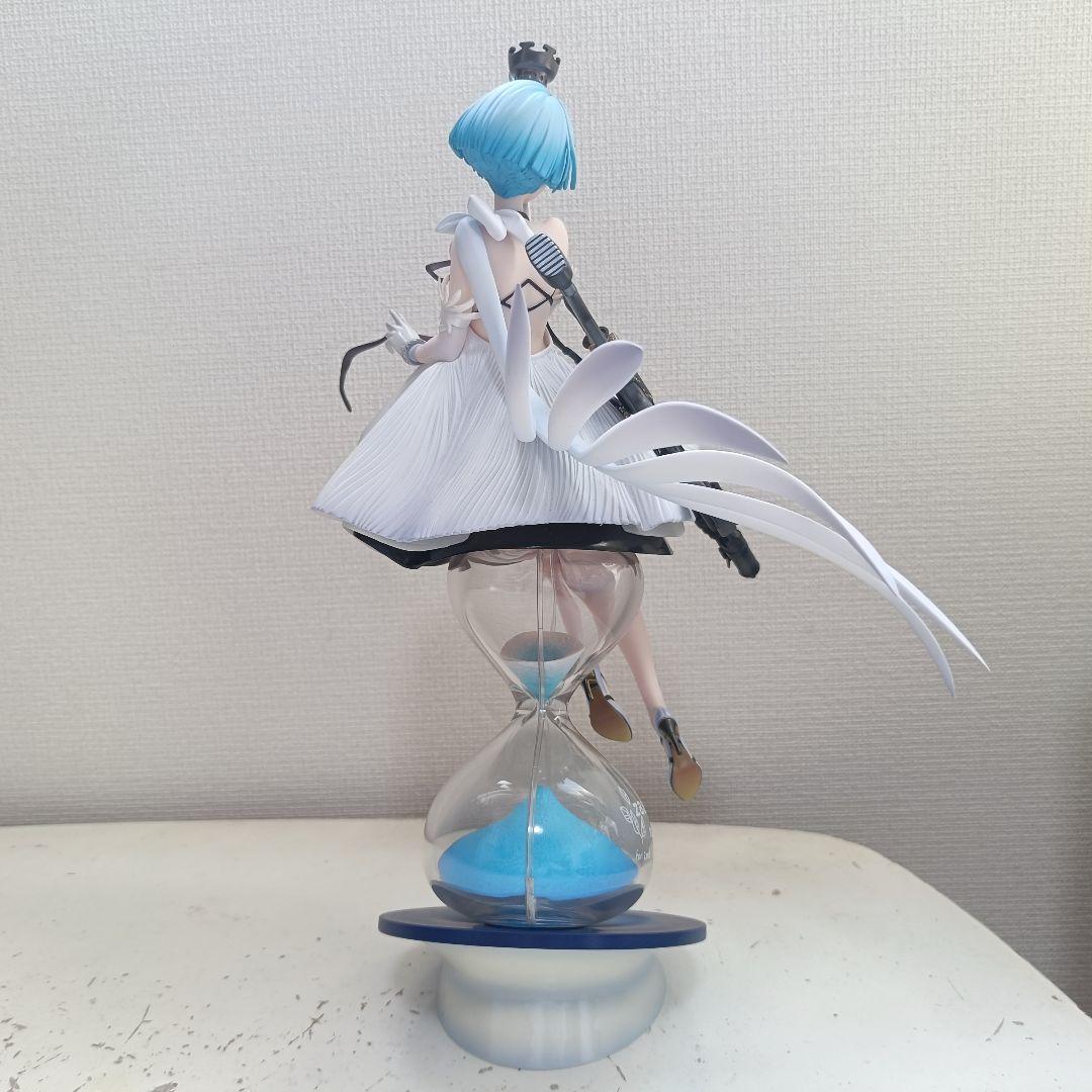 ドルフロ　Zas M21 ホワイトクイーン Ver. 1/8　完成品フィギュア