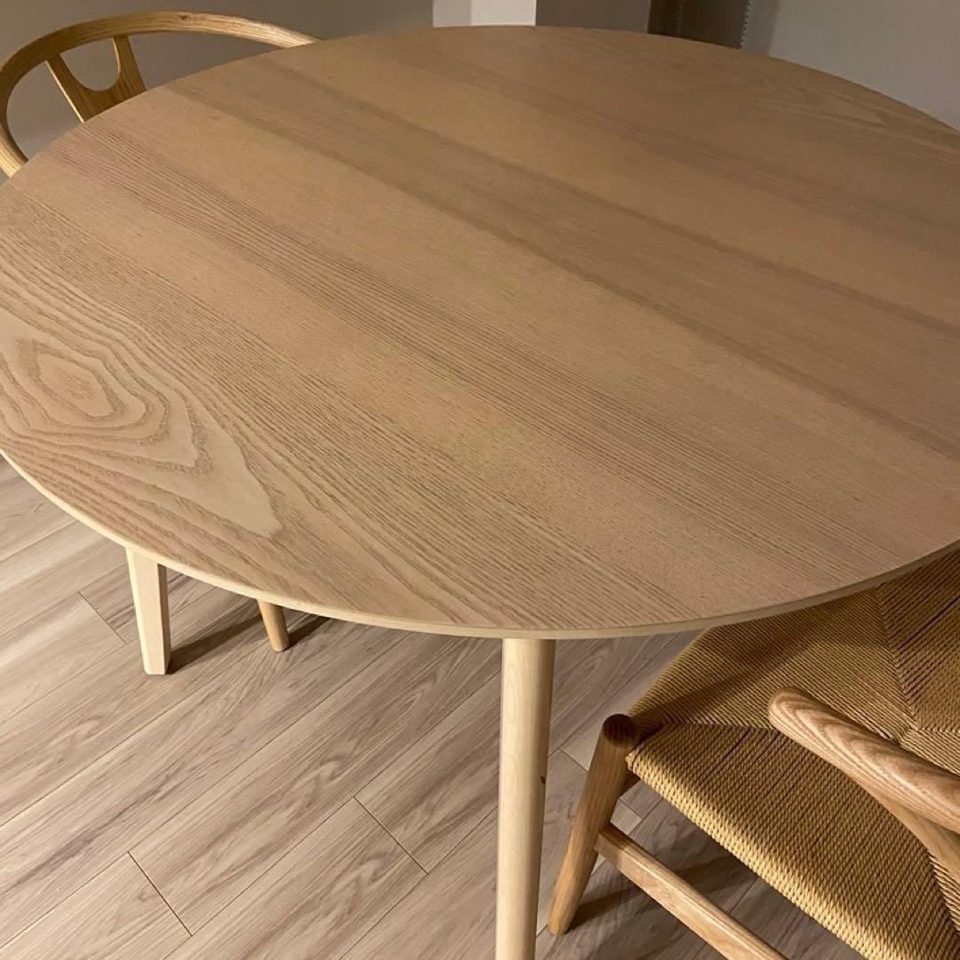 IKEA イケア LISABOラウンドダイニングテーブル