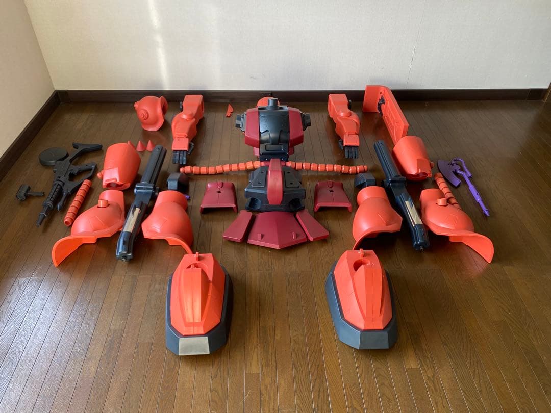 HY2M 1/12 シャア専用ザクⅡ