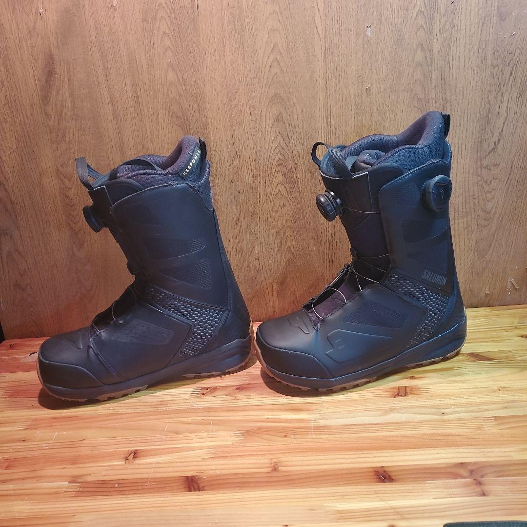美品　SALOMON　スノーボードブーツ　送料無料 26005