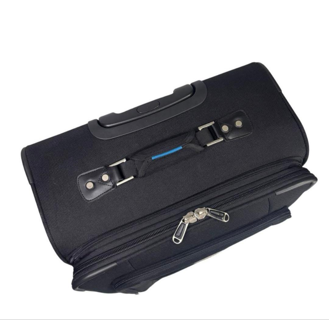 サムソナイト　スーツケース　中型　黒　4輪　ブラック