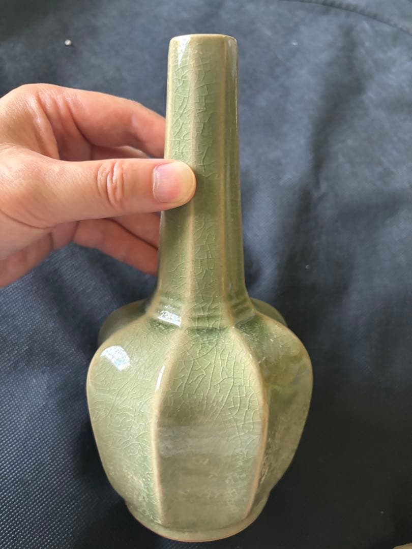 中国古美術品　青磁　八稜瓶　花瓶　龍泉窯　21cm