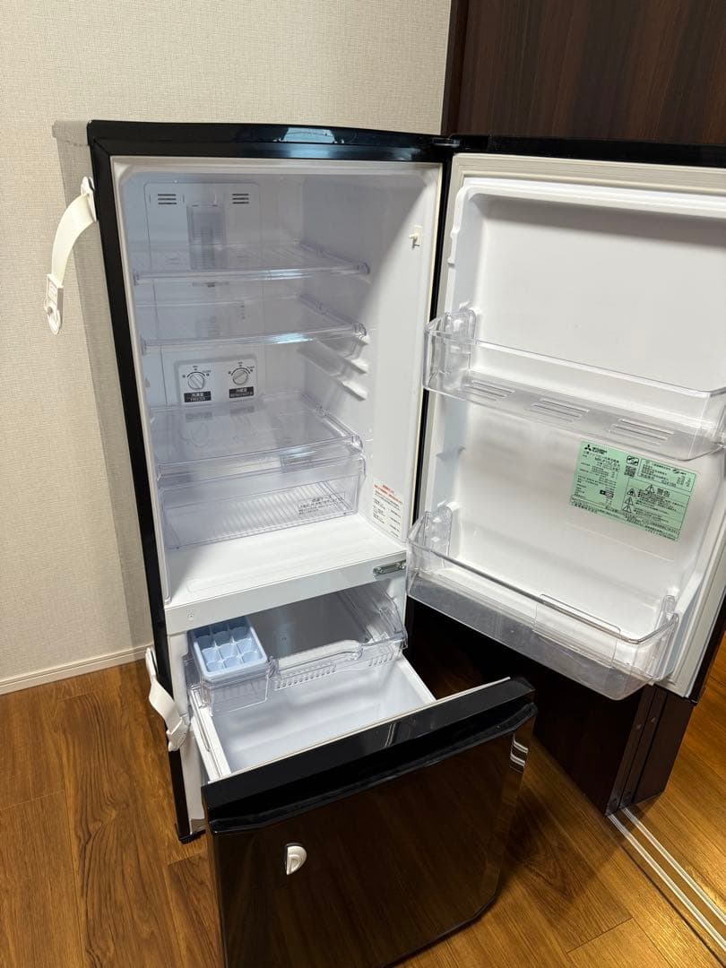 MITSUBISHI 冷蔵庫 MR-P15Z-B 146L 2015年製