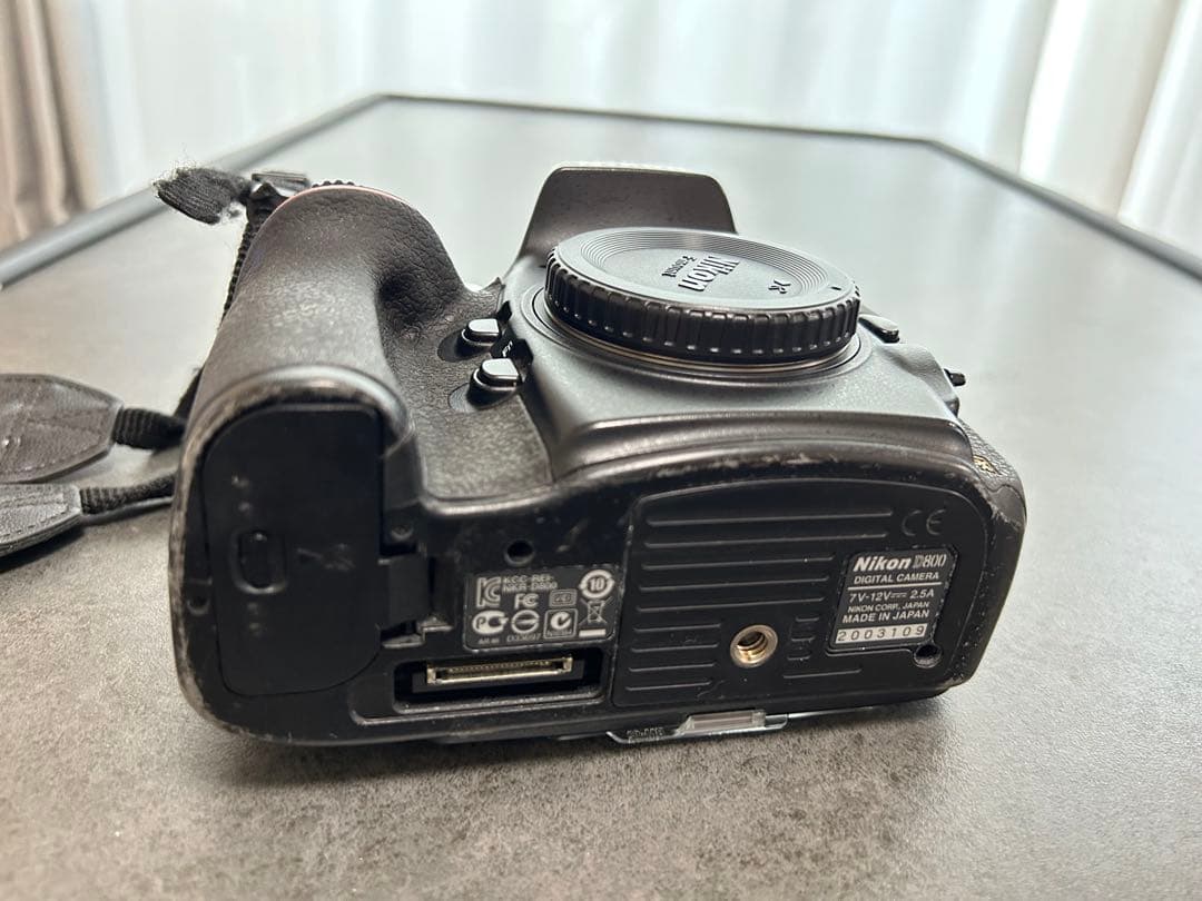 値下げ中！Nikon一眼レフ D800 動作確認済み 純正カメラストラップつき
