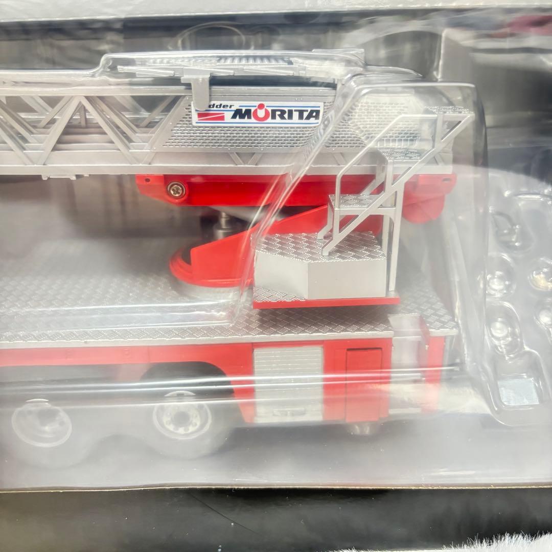 ☆激レア☆モリタ先端屈折式はしご付消防車スーパージャイロラダー（1/32）☆