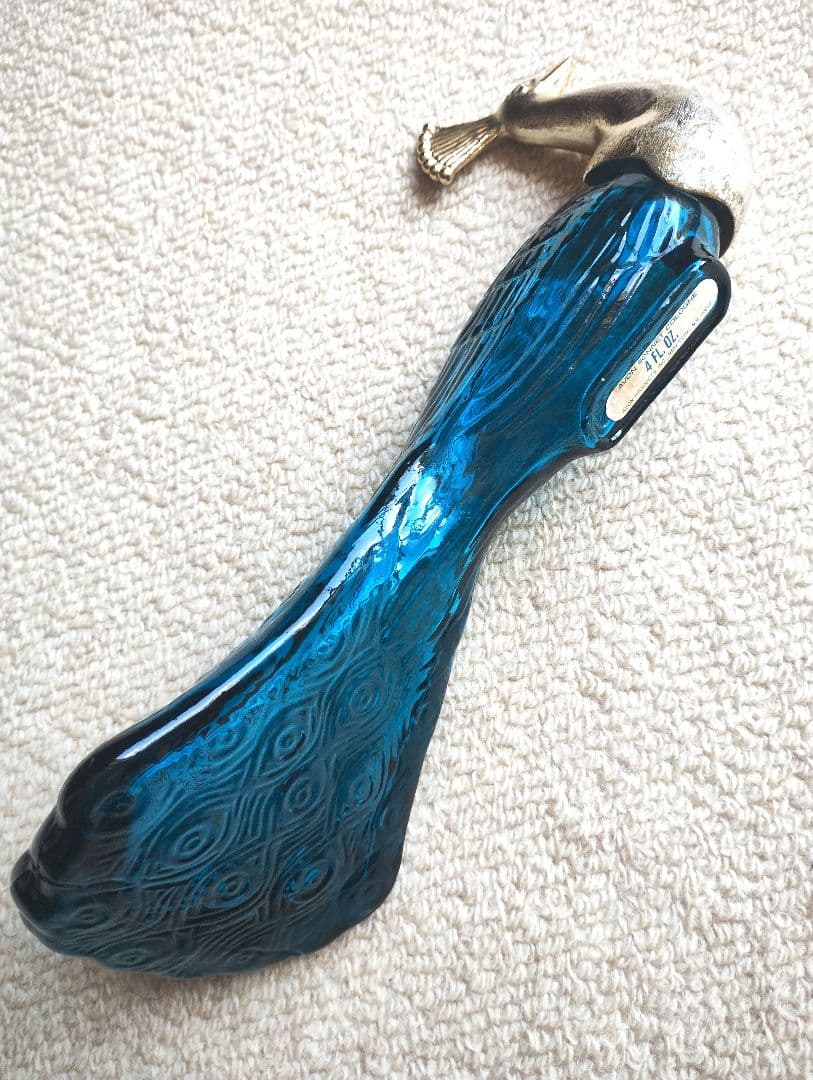 孔雀のアンティーク香水瓶 AVON社製