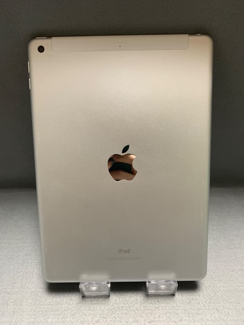 美品 国内版 Cellular版 SIMフリー iPad 第6世代 32GB