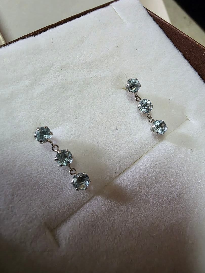 pt900 ブルー トパーズ　ピアス 両耳　プラチナ　3連