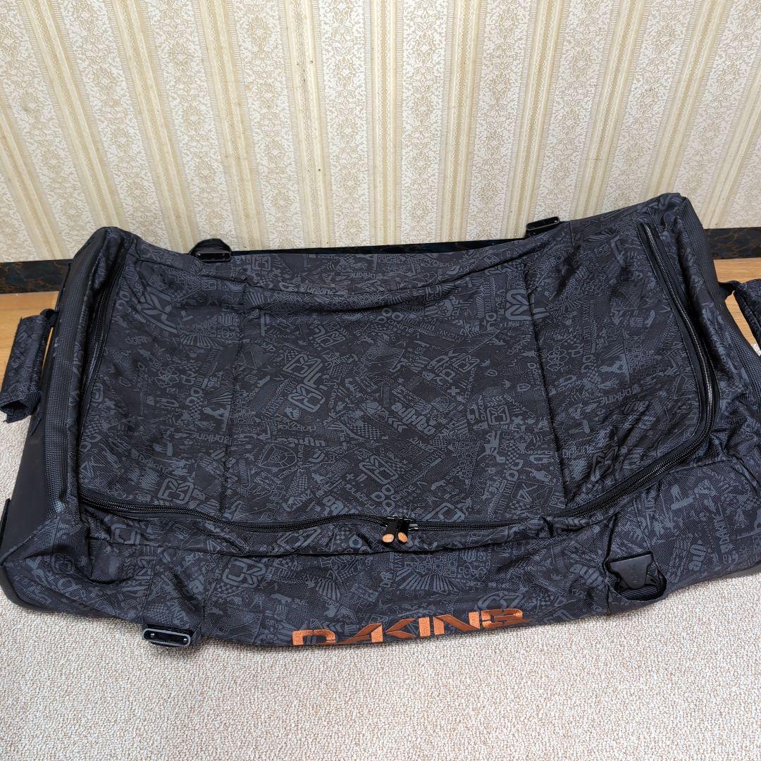 美品 DAKINE ダカイン 大容量 キャリーバッグ 100〜110L相当