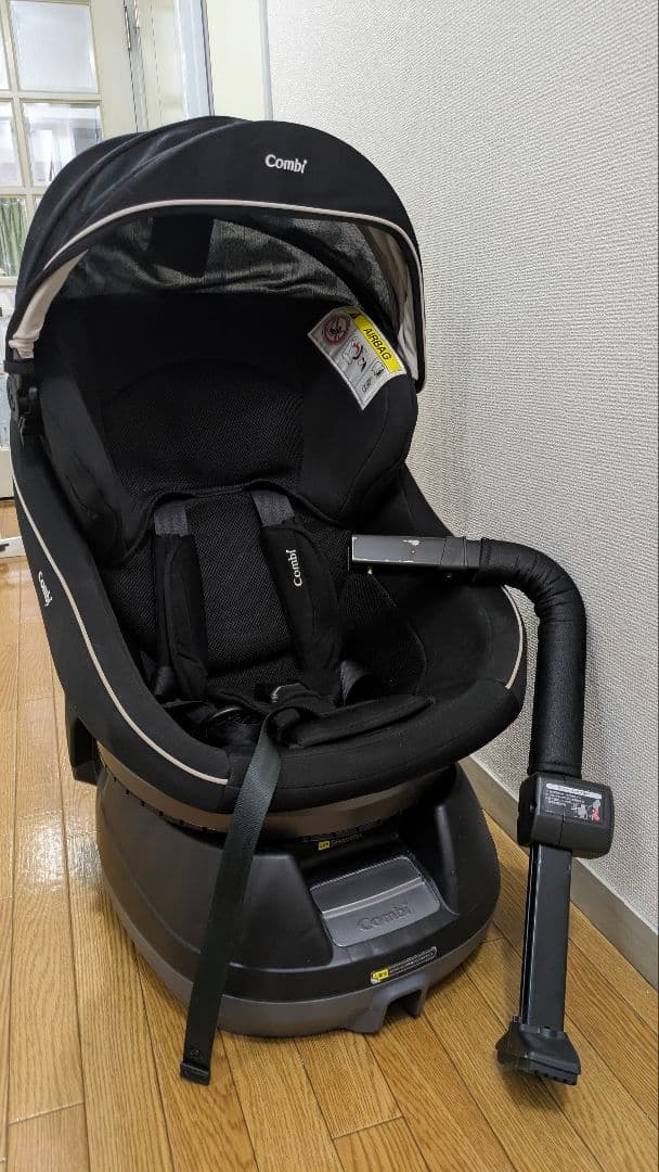 【最短即日発送】combi コンビ クルムーヴスマート チャイルドシート