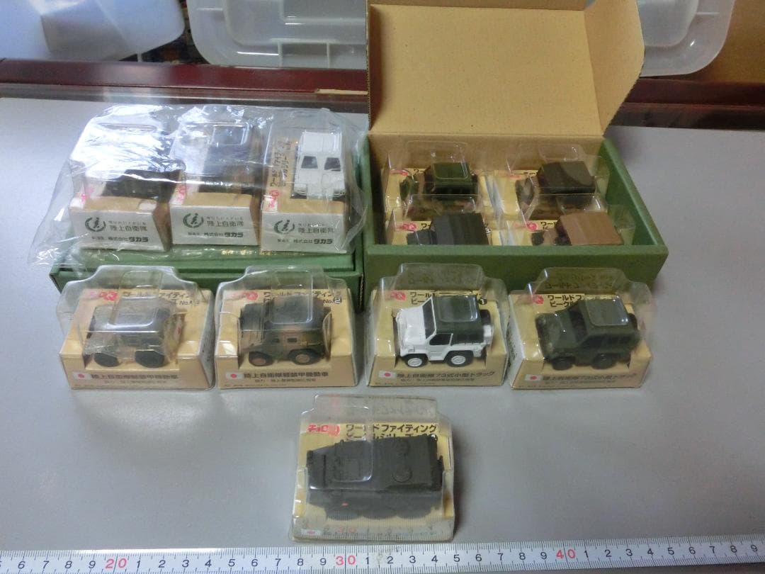 【チョロQ】陸上自衛隊　50周年展示車両+軽装甲機動車ほか全12台