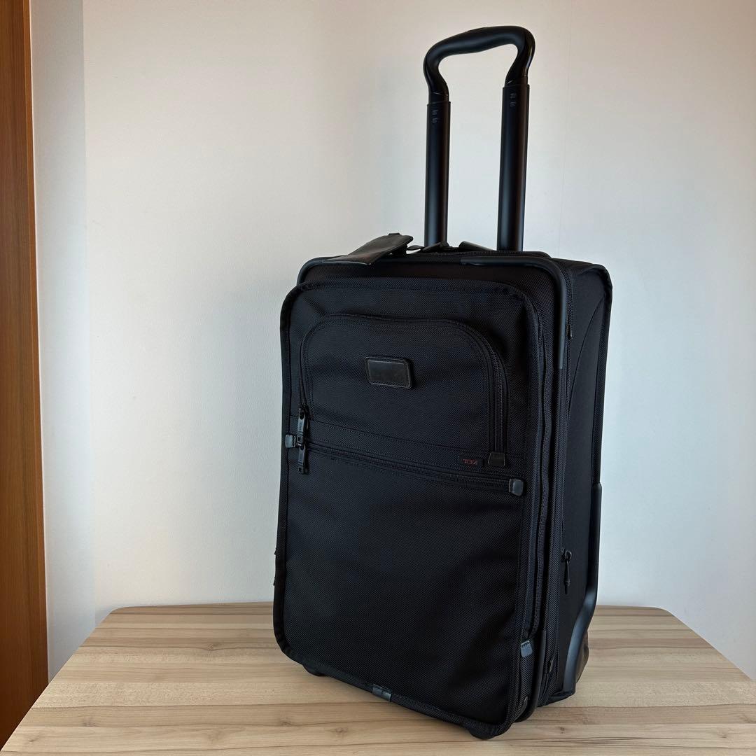 初売トゥミ TUMI 22016DH キャリー ケース 大容量 希少 拡張 美品
