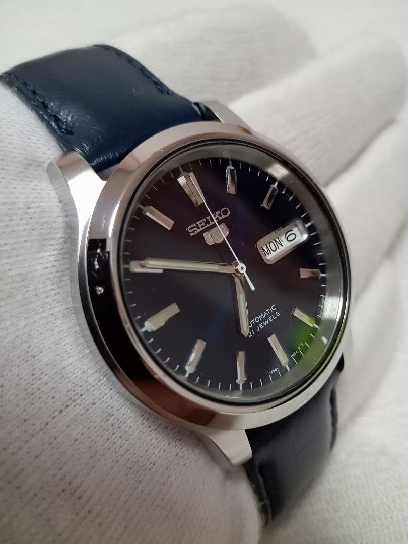 鶴*瓶様 SEIKO5　機械式自動巻　7S26　文字盤ネイビー　牛皮ベルト　美品