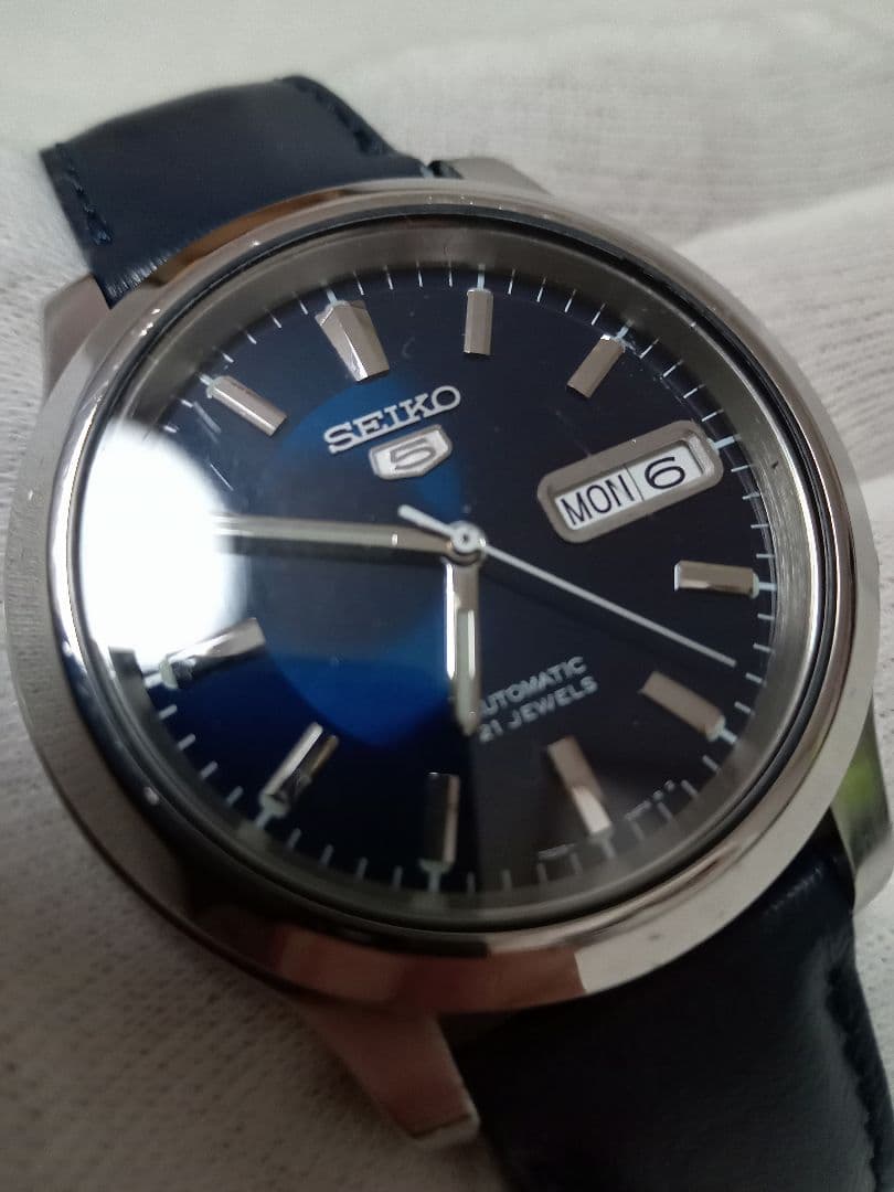 鶴*瓶様 SEIKO5　機械式自動巻　7S26　文字盤ネイビー　牛皮ベルト　美品