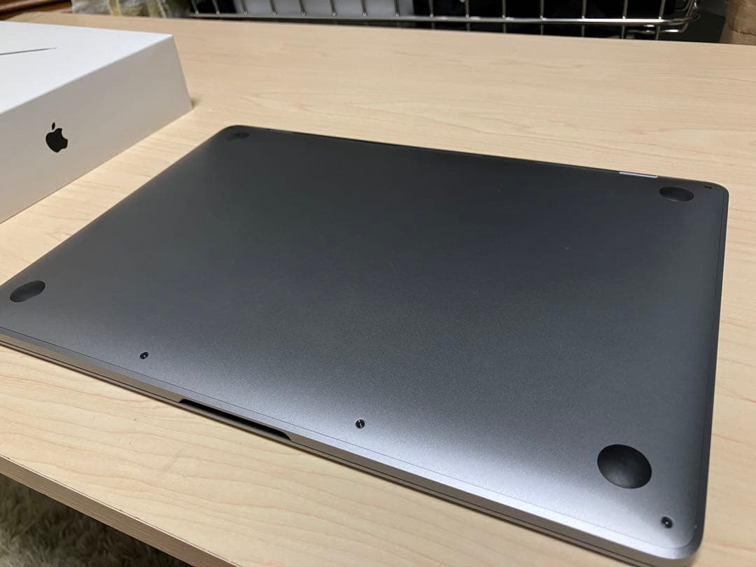 MacBook Pro 13インチ,2019Thunderbolt3ポート×2
