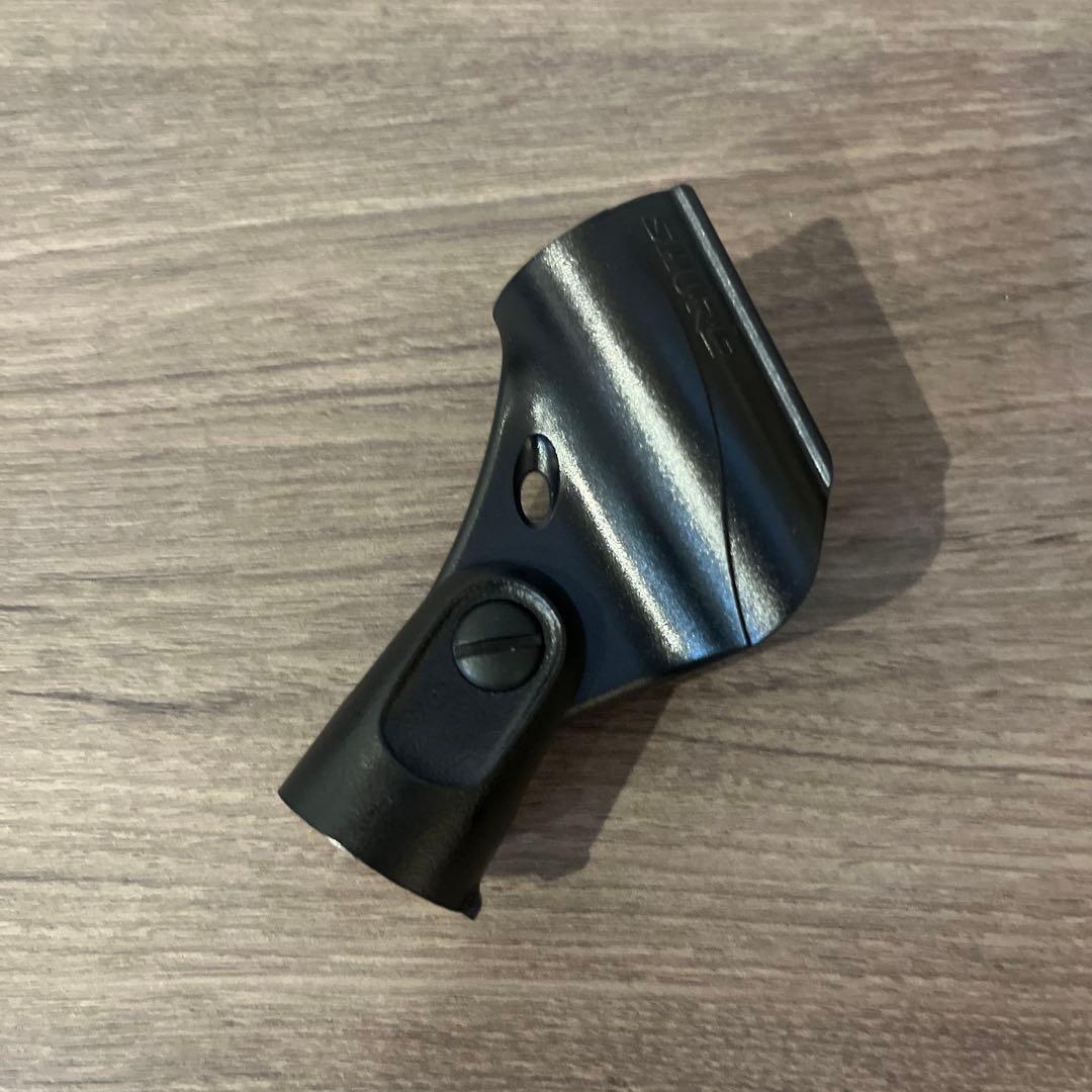 SHURE PGA58 ダイナミックマイク 本体と付属品