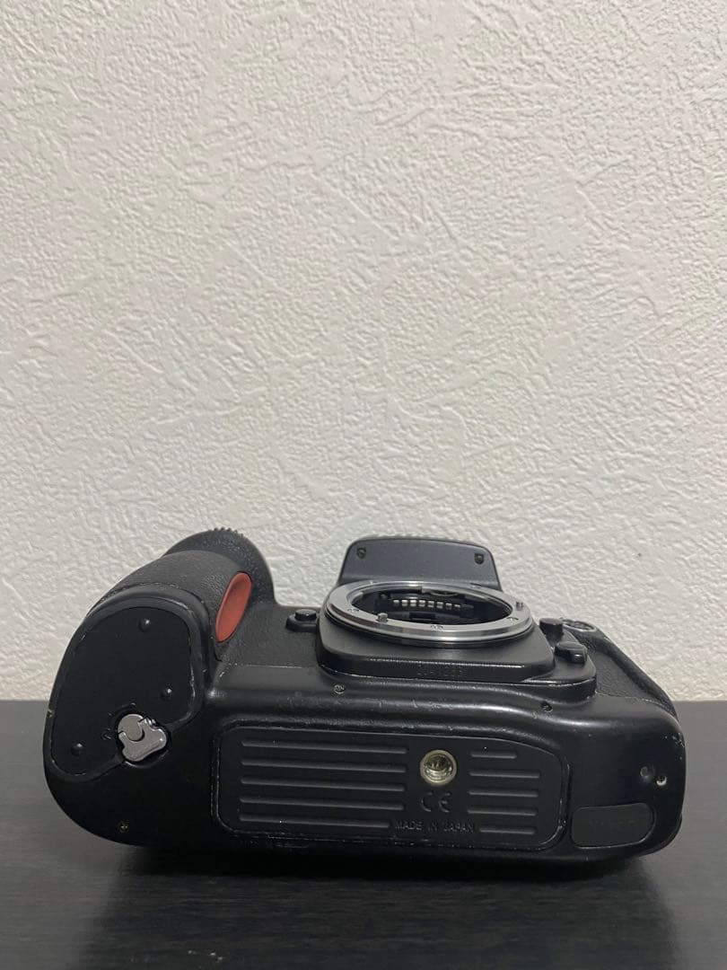 ニコン　Nikon F100 ボディ