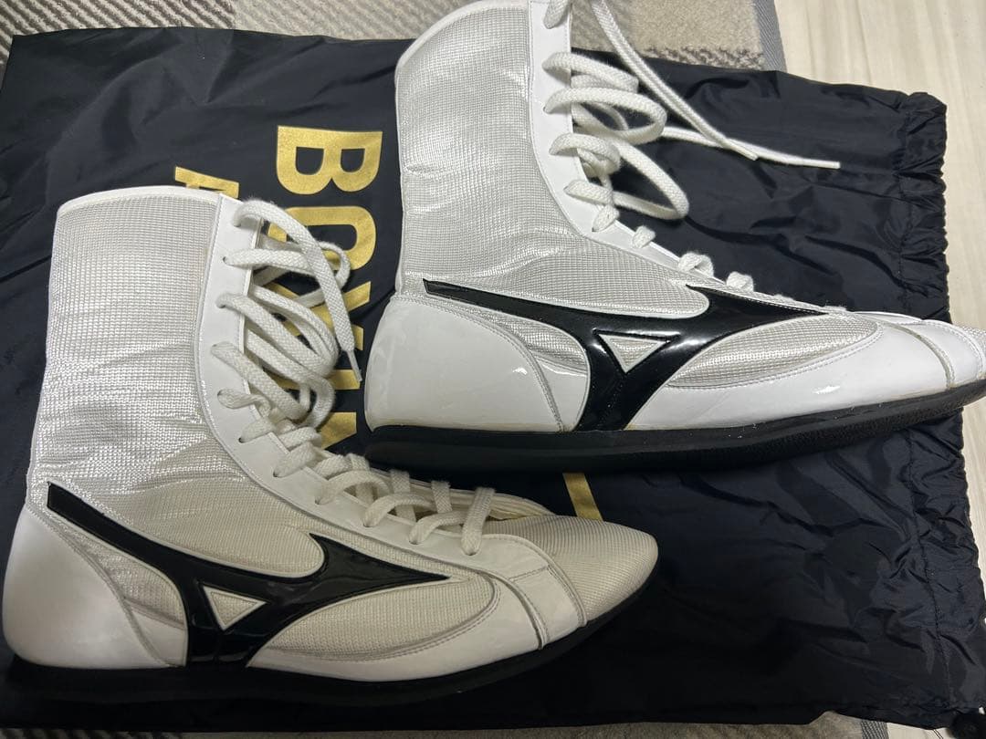 ボクシング シューズ ミズノ 白黒 25.0cm