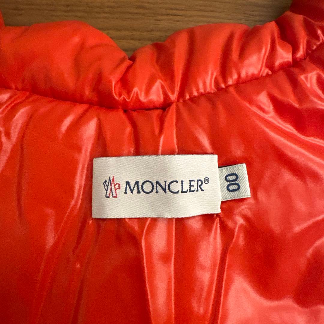 MONCLER ダウンジャケット 00
