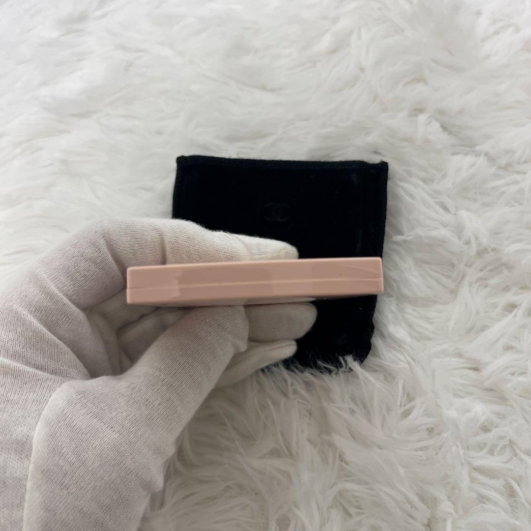 シャネル　CHANELコンパクトダブルミラー バレリーナ 111