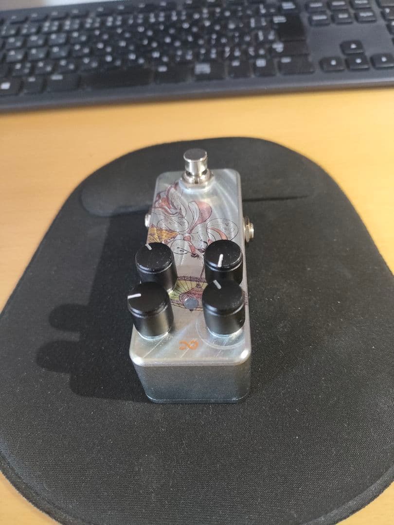 ギター STRAWBERRY RED OVERDRIVE 4K