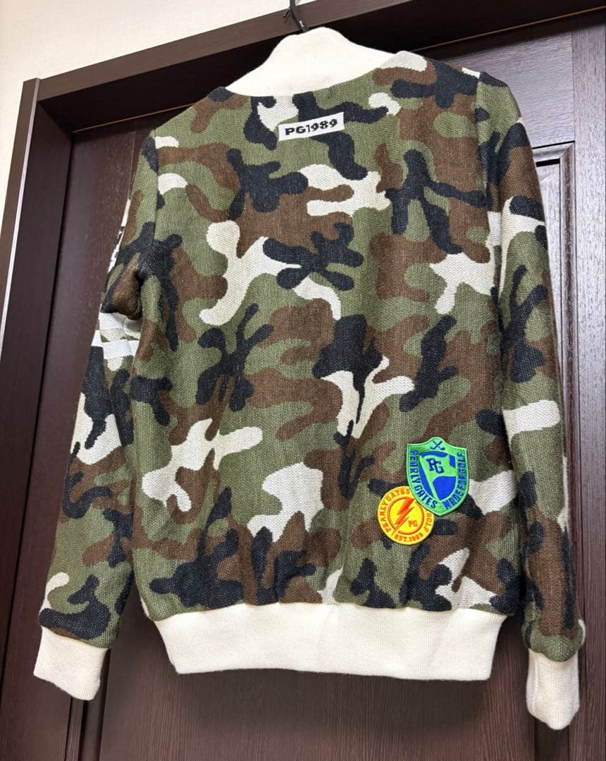 パーリーゲイツ迷彩柄蓄熱ジップアウター美品