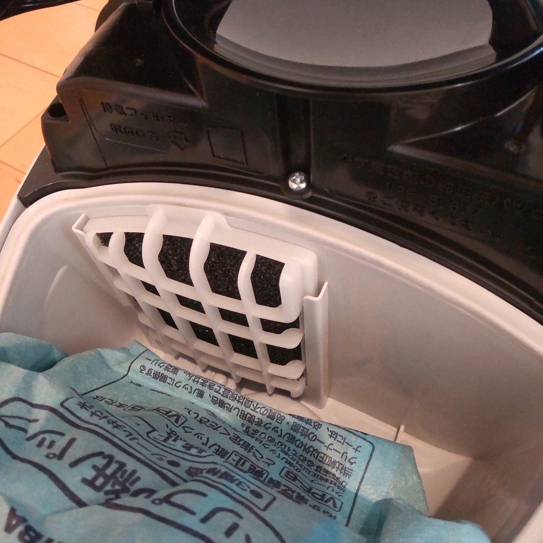 【TOSHIBA】紙パック式クリーナー 掃除機 VC-W7E1(K)2018年製