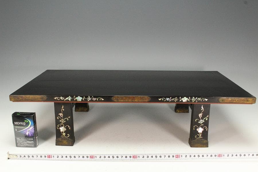 真塗り 螺鈿 草華紋 四方卓 香炉台 仏教美術(K-YC341)