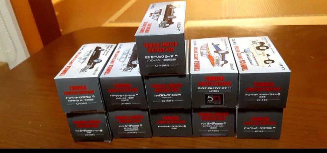 【11台】トミカリミテッド　ヴィンテージ・ヴィンテージネオ 救急車、パトカー他