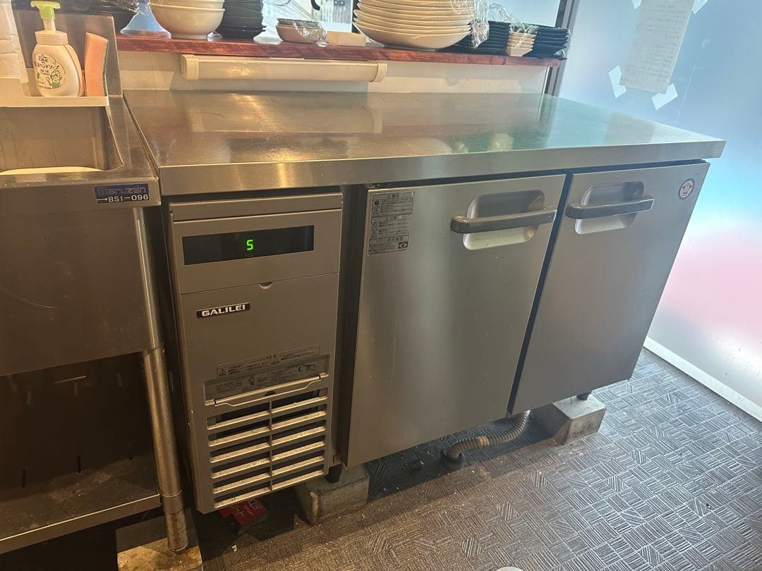 フクシマガリレイ ヨコ型業務用冷蔵庫 中古