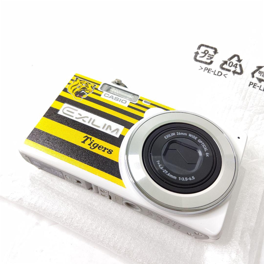 カシオ　エクシリム　デジタルカメラ　阪神タイガースモデル　極美品　EX-ZS26